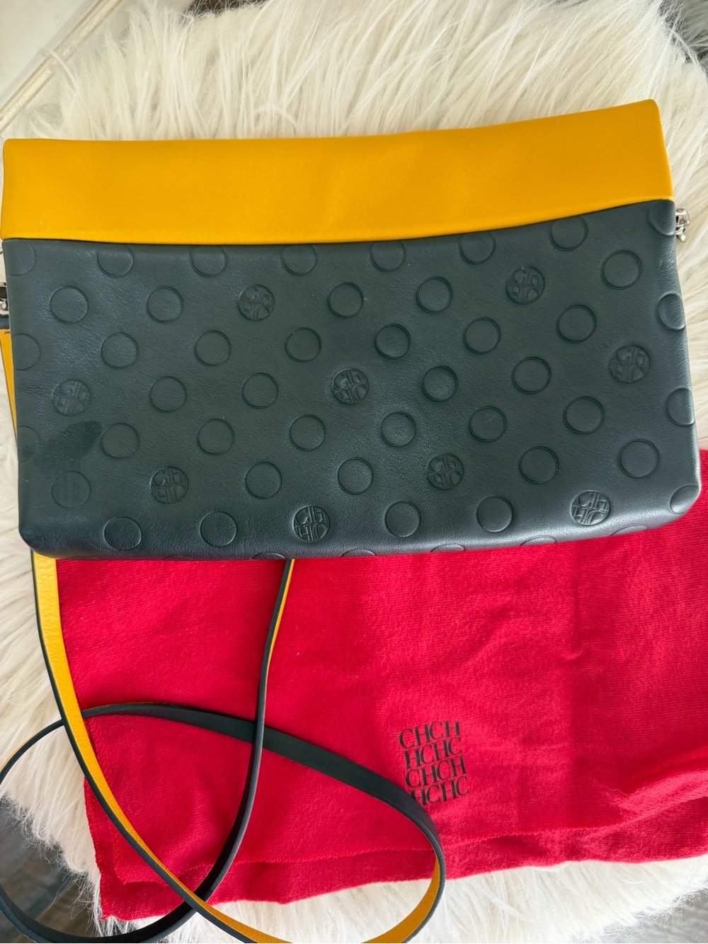 Carolina Herrera White Pebbled Leather Clutch with Yellow Trim - Picture 3 of 8